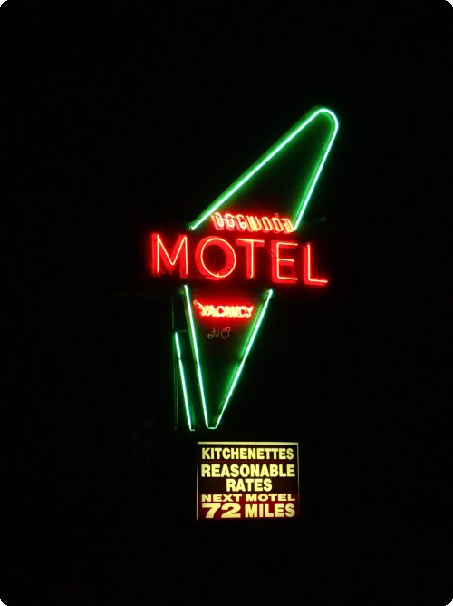 Eine Perle in der Wildnis: Das Dogwood Motel