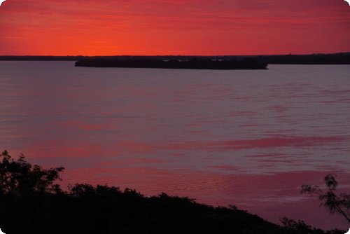 Sonnenuntergang am Rio Uruguay